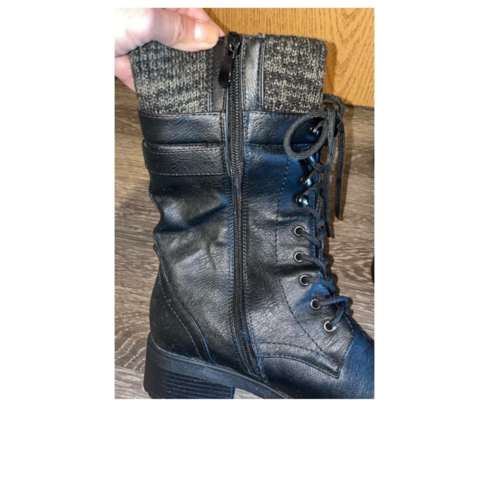 NWOB COMBAT WARM BOOTS WITH SECRET COMPARTMENTS AND ZIPPERS! - Picture 6 of 9